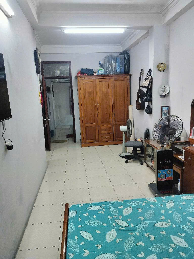 MẶT PHỐ ĐỐNG ĐA - SÁT NGÃ 6 Ô CHỢ DỪA - Ô TÔ, KINH DOANH SẦM UẤT - CHO THUÊ CỬA HÀNG KINH DOANH ỔN ĐỊNH